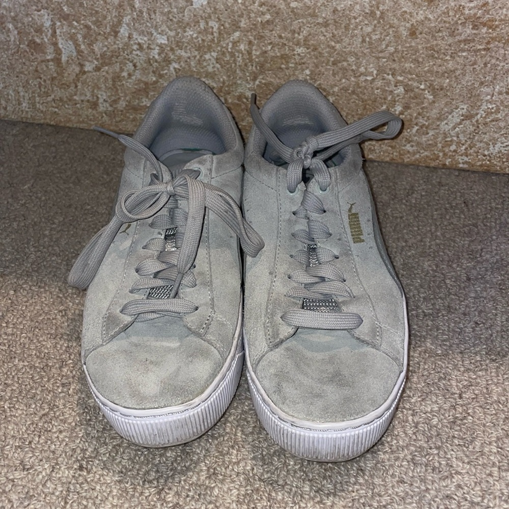 Puma Sneakers
